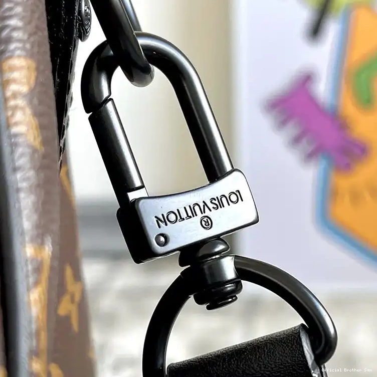 Official Brother Sam 2405YA0050 LV Bags 0709